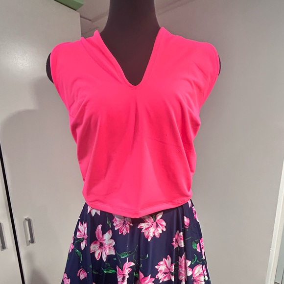 Halter Top - Picture 2 of 4